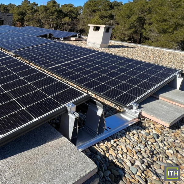 Installation de panneaux solaires photovoltaïques par ITH EcoEnergie à Lattes proche de Montpellier