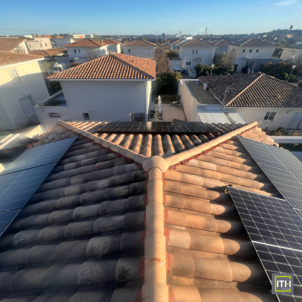 Installation de panneaux solaires photovoltaïques par installateur RGE : ITH EcoEnergie à Béziers