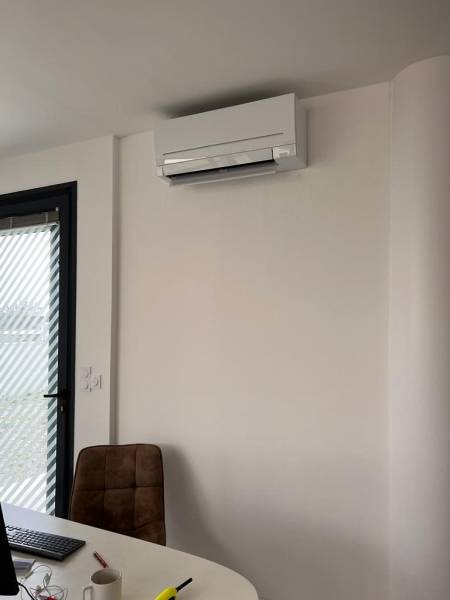 Poseur de climatisation murale pour l'été : ITH EcoEnergie votre spécialiste à Montpellier